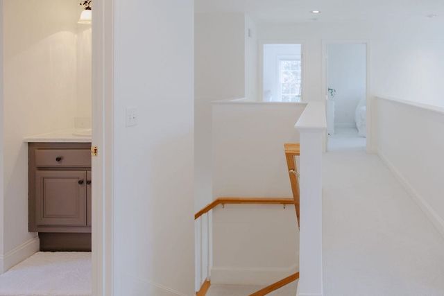 11 Legacy Lane, Peterborough, NH 03458