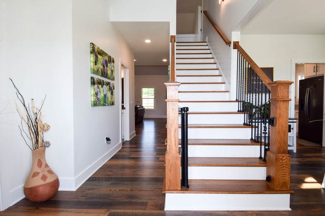 50 Lecornu Ln, Hartsville, TN 37074
