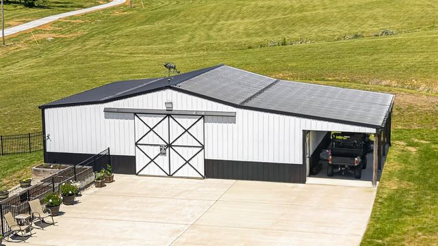 50 Lecornu Ln, Hartsville, TN 37074