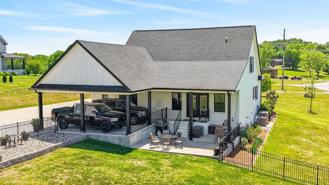 50 Lecornu Ln, Hartsville, TN 37074