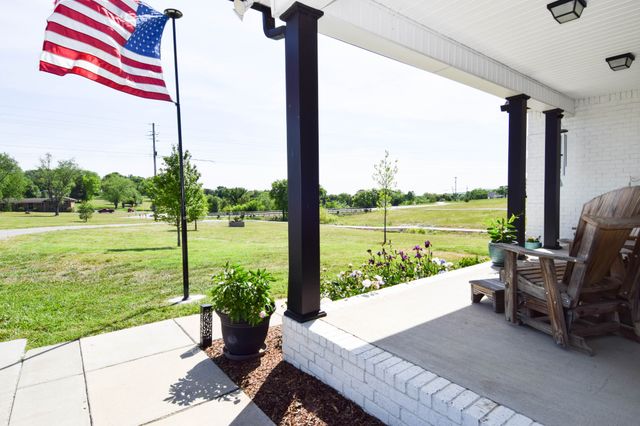 50 Lecornu Ln, Hartsville, TN 37074