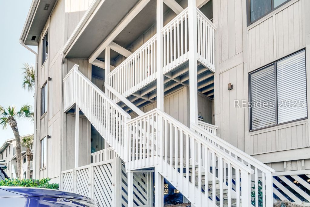 2 Cedar Reef Dr Unit A207, St Helena Island, SC 29920