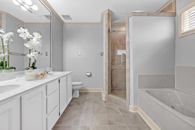 8467 DONEGAL CV, Germantown, TN 38139