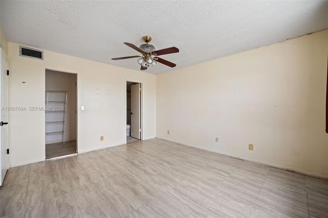 10100 NW 30th Ct 309, Sunrise, FL 33322