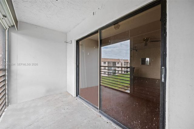 10100 NW 30th Ct 309, Sunrise, FL 33322