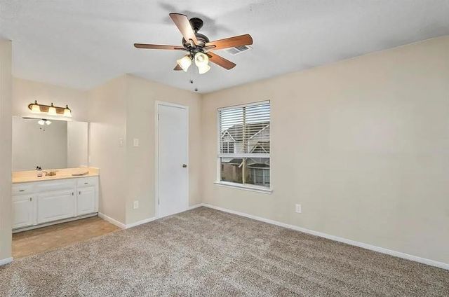 2053 Country Village Boulevard B, Humble, TX 77338