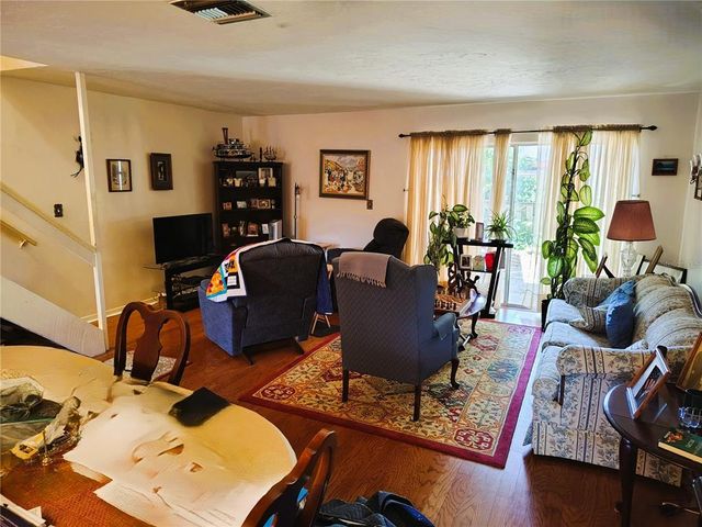 1620 58TH AVENUE S 6, St Petersburg, FL 33712