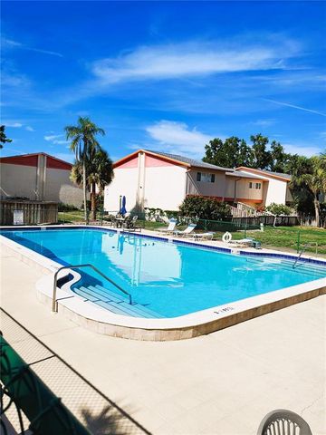 1620 58TH AVENUE S 6, St Petersburg, FL 33712