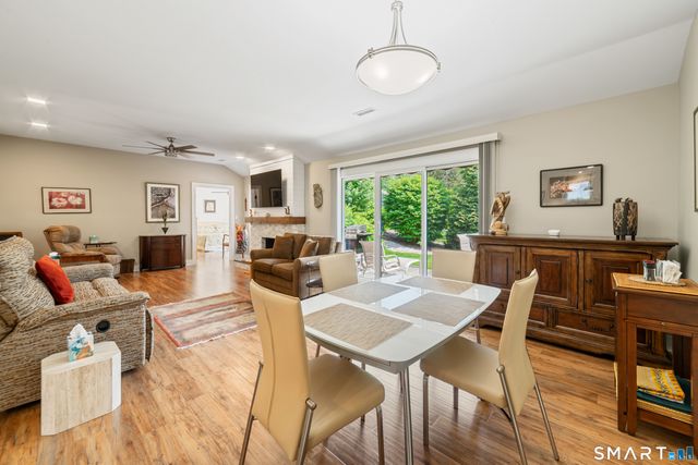 899 Heritage Village A, Southbury, CT 06488