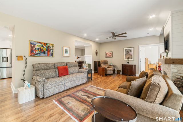 899 Heritage Village A, Southbury, CT 06488