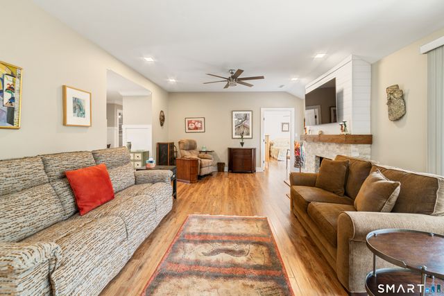 899 Heritage Village A, Southbury, CT 06488