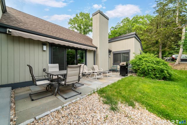 899 Heritage Village A, Southbury, CT 06488