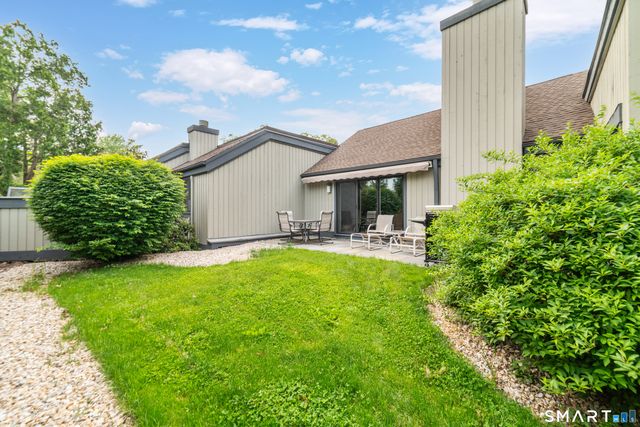 899 Heritage Village A, Southbury, CT 06488