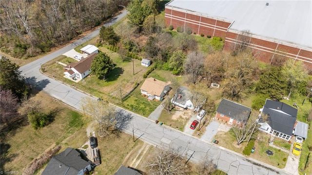 607 Martha Place, High Point, NC 27263