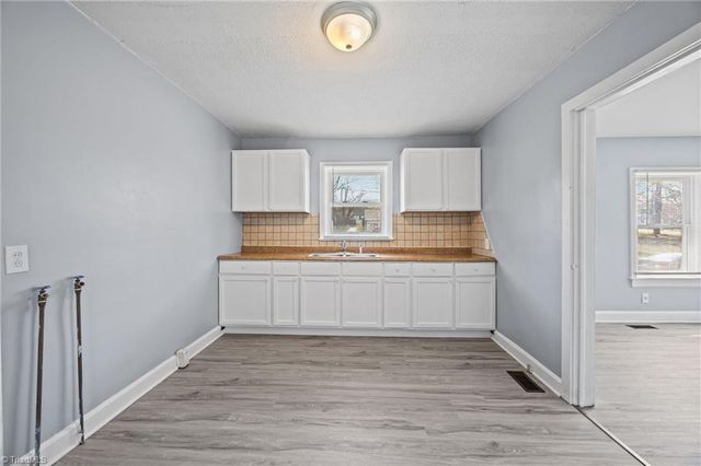 607 Martha Place, High Point, NC 27263