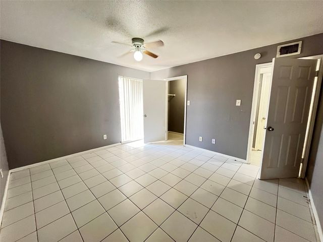 10211 Sugar Branch Drive 411, Houston, TX 77036