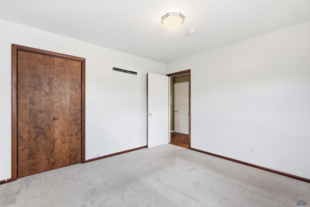 5010 S CANYON RD, Rapid City, SD 57702
