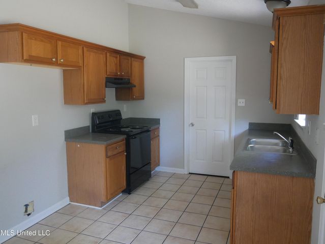 2610 Waverly Drive, Horn Lake, MS 38637