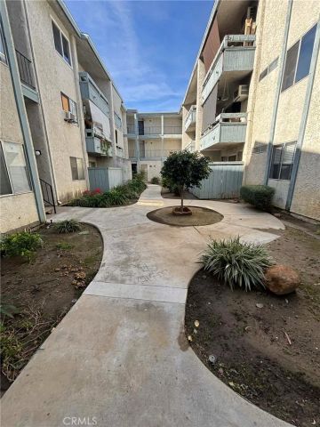 21800 Schoenborn Street 217, Canoga Park, CA 91304