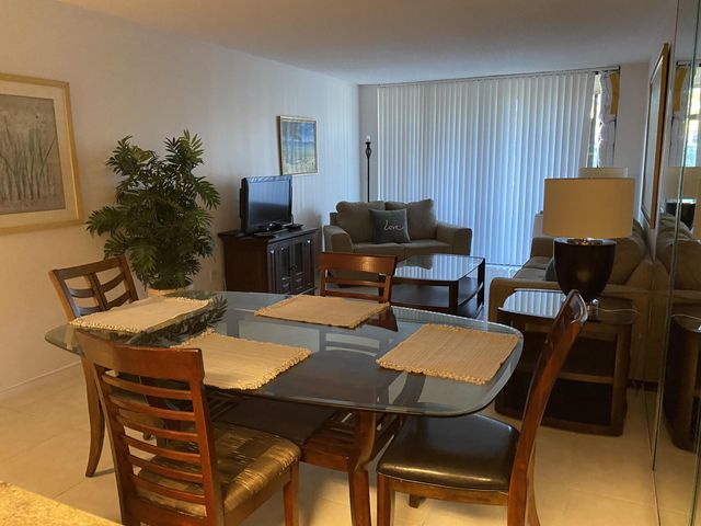 755 DOTTEREL Road 1108, Delray Beach, FL 33444