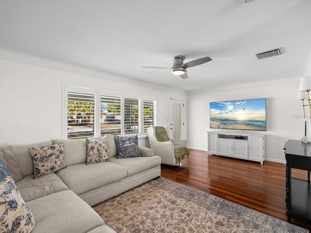 5330 26TH AVENUE N, St Petersburg, FL 33710