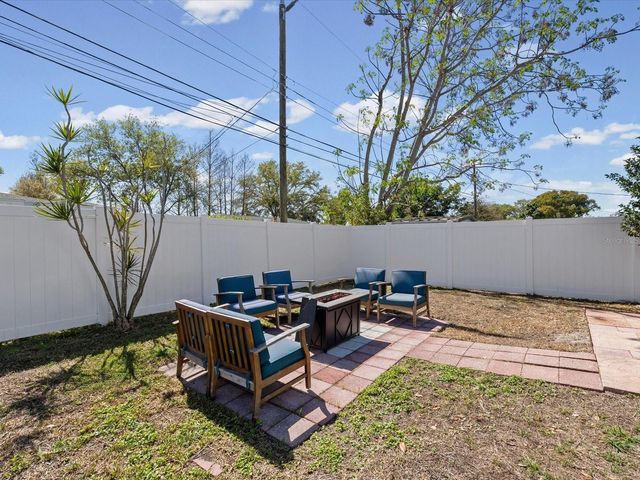 5330 26TH AVENUE N, St Petersburg, FL 33710