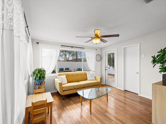 5330 26TH AVENUE N, St Petersburg, FL 33710