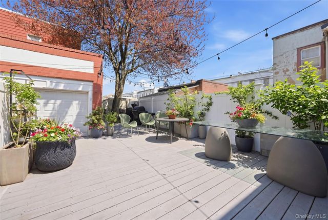 67-38 6th Avenue, Brooklyn, NY 11220