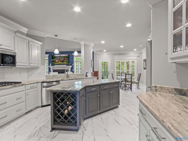 145 Misty River Lane SW, Huntsville, AL 35824