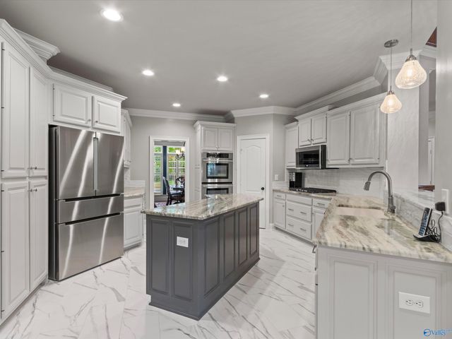 145 Misty River Lane SW, Huntsville, AL 35824