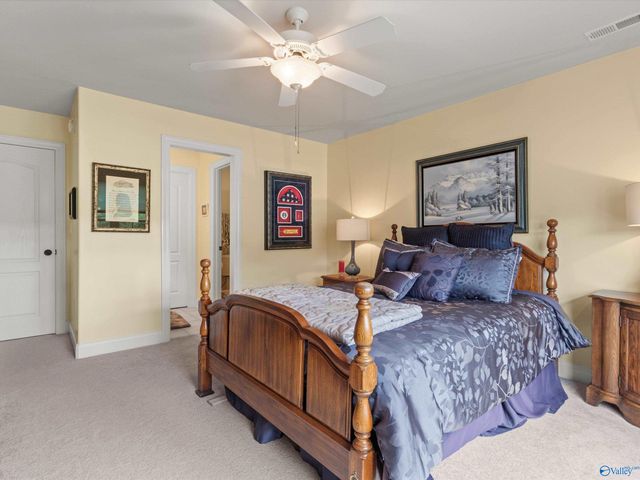 145 Misty River Lane SW, Huntsville, AL 35824