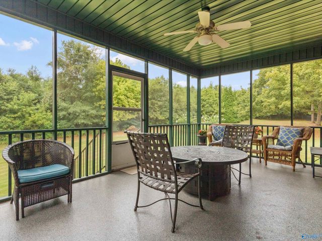 145 Misty River Lane SW, Huntsville, AL 35824