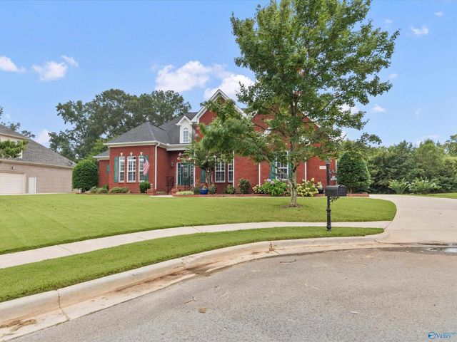 145 Misty River Lane SW, Huntsville, AL 35824