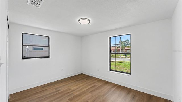 1726 CORDOVA CIRCLE W, Lakeland, FL 33801