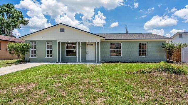 1726 CORDOVA CIRCLE W, Lakeland, FL 33801