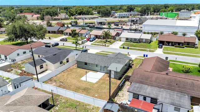 1726 CORDOVA CIRCLE W, Lakeland, FL 33801