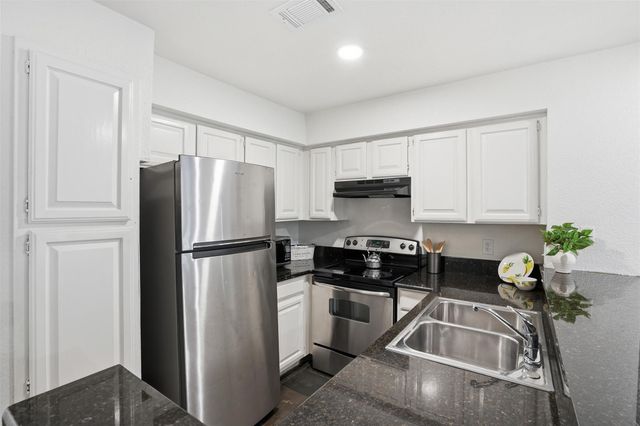 2425 Holly Hall Street D59, Houston, TX 77054