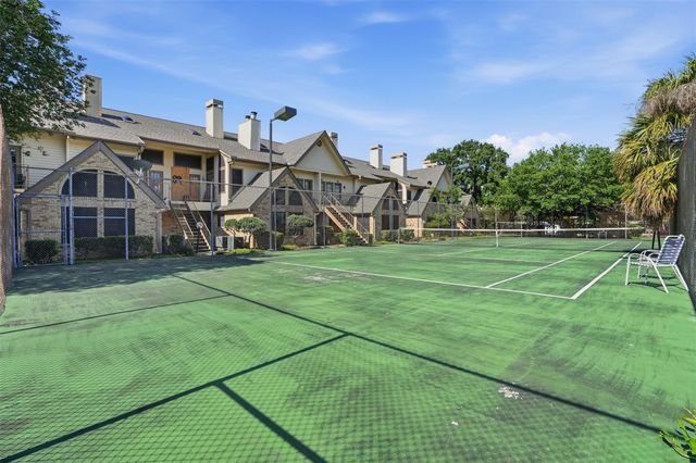 2425 Holly Hall Street D59, Houston, TX 77054