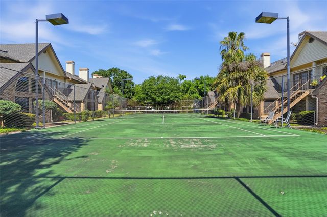 2425 Holly Hall Street D59, Houston, TX 77054