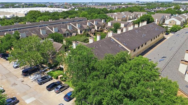 2425 Holly Hall Street D59, Houston, TX 77054