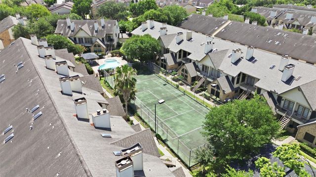 2425 Holly Hall Street D59, Houston, TX 77054