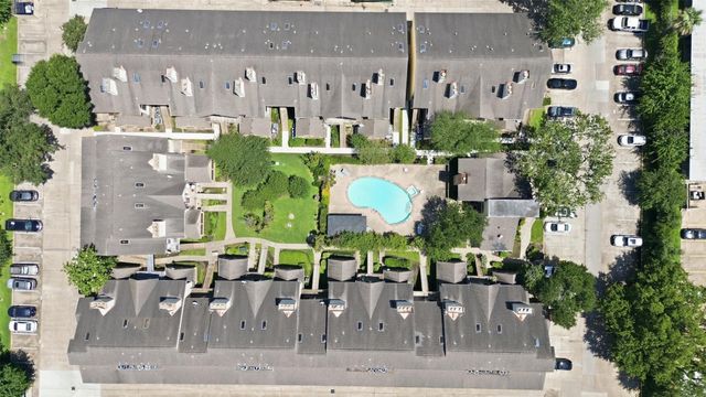 2425 Holly Hall Street D59, Houston, TX 77054