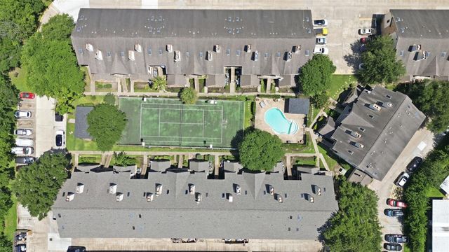 2425 Holly Hall Street D59, Houston, TX 77054