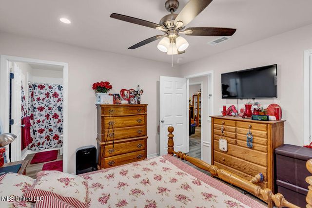 1084 Koloa Court, Diamondhead, MS 39525