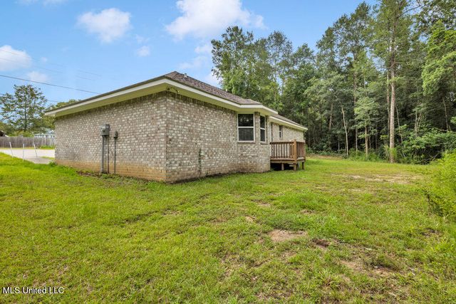 1084 Koloa Court, Diamondhead, MS 39525