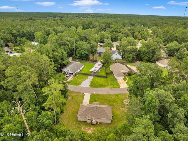 1084 Koloa Court, Diamondhead, MS 39525