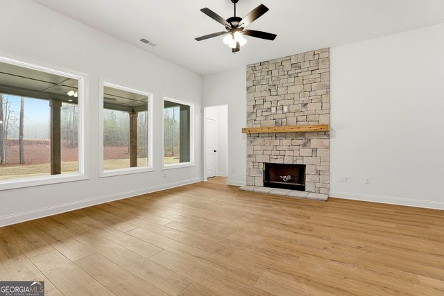 204 Tattersall Way 5-98, Senoia, GA 30276