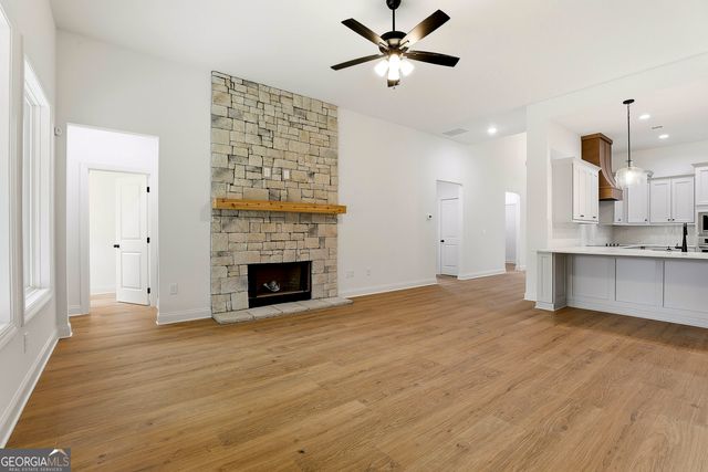 204 Tattersall Way 5-98, Senoia, GA 30276