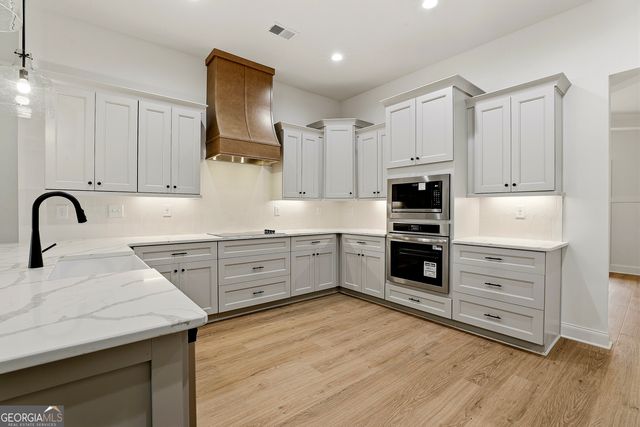 204 Tattersall Way 5-98, Senoia, GA 30276