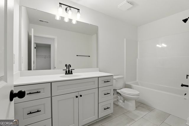 204 Tattersall Way 5-98, Senoia, GA 30276